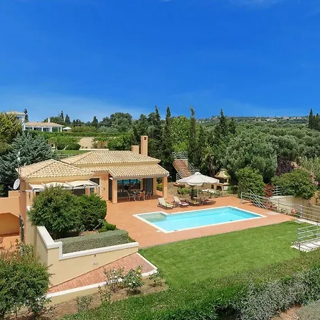 Riaki Villa Kaligata